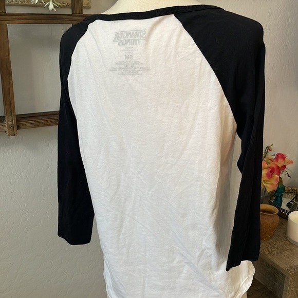 Stranger Things Netflix 3/4 Sleeve Ladies Tee T-Shirt Small Medium - Picture 5 of 6